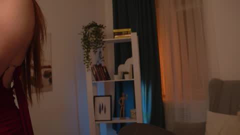 Snapshot of freckle_diyana chatting on September 20, 2025, 10:00 pm Diyana online show from September 20, 2025, 10:00 pm