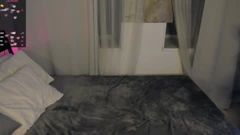 Snapshot of freckle_diyana chatting on November 7, 2025, 9:37 pm Diyana online show from November 7, 2025, 9:37 pm