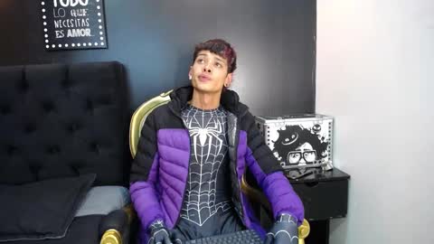 Freddkane online show from February 9, 2025, 12:08 pm