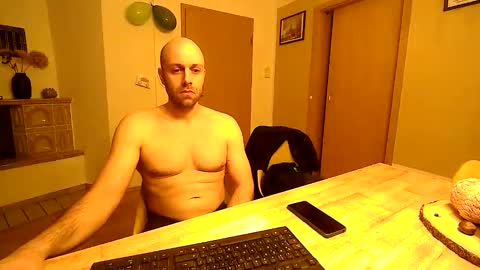 freddow online show from October 18, 2025, 8:20 pm