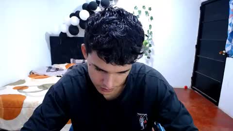 freddy romans online show from November 17, 2025, 2:12 pm