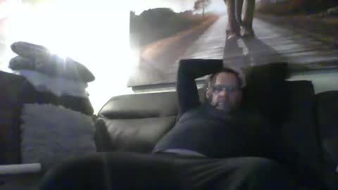 fredo76491 online show from October 27, 2025, 5:28 pm