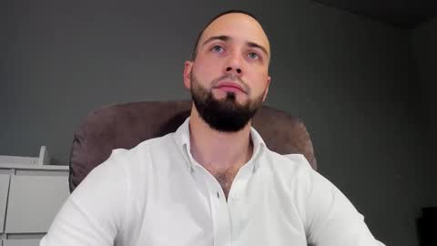 Snapshot of free_man___ chatting on September 26, 2025, 10:52 am Andrew online show from September 26, 2025, 10:52 am