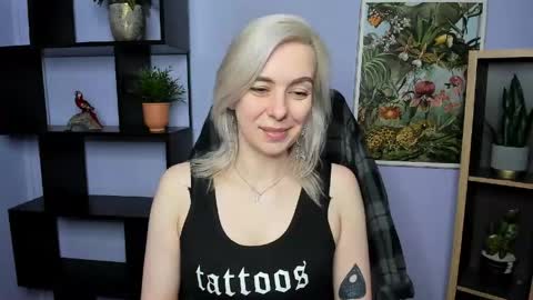 Snapshot of freeanne chatting on May 26, 2026, 6:42 am Anne online show from May 26, 2026, 6:42 am
