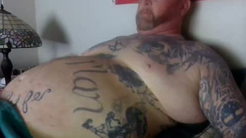 Snapshot of freebird739 chatting on October 22, 2025, 9:31 am Freebird739 online show from October 22, 2025, 9:31 am