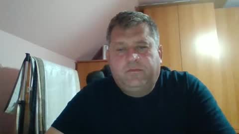 freeboy80180 online show from October 17, 2025, 5:26 pm