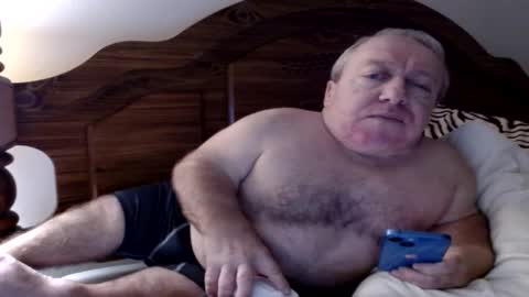 Cute Lil Man online show from November 5, 2025, 7:08 am