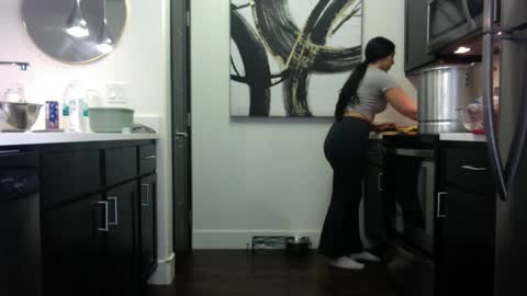 jasmineandaladin69 online show from January 27, 2025, 10:49 pm