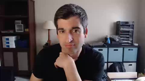 Snapshot of freeyourmind186 chatting on October 17, 2025, 8:44 pm FreeYourMind online show from October 17, 2025, 8:44 pm