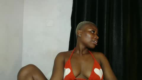 frekkymorelle online show from February 24, 2025, 5:54 am