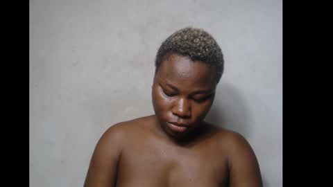 frekkymorelle online show from November 16, 2025, 4:29 am