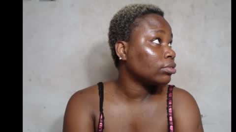 frekkymorelle online show from November 18, 2025, 7:57 am