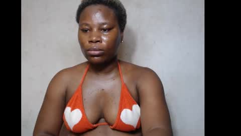 frekkymorelle online show from December 15, 2025, 5:44 am