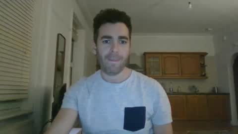Snapshot of frenchbdmaninlondon chatting on December 15, 2024, 6:37 pm Horny Paul online show from December 15, 2024, 6:37 pm