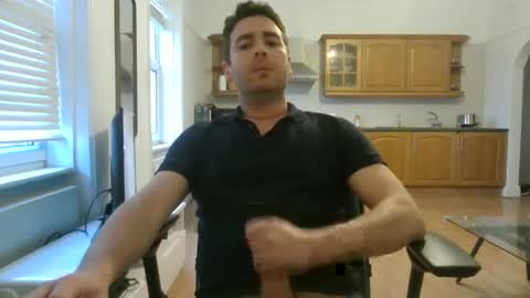 Snapshot of frenchbdmaninlondon chatting on January 16, 2025, 3:46 pm Horny Paul online show from January 16, 2025, 3:46 pm