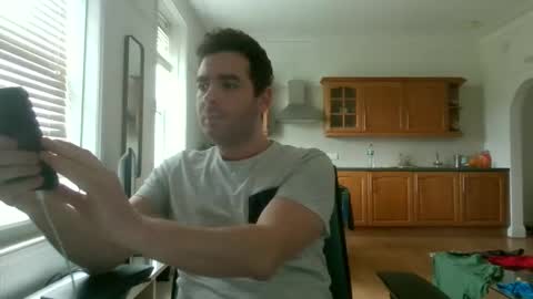 Snapshot of frenchbdmaninlondon chatting on January 23, 2025, 12:41 pm Horny Paul online show from January 23, 2025, 12:41 pm
