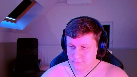 French fries online show from November 8, 2025, 3:34 pm