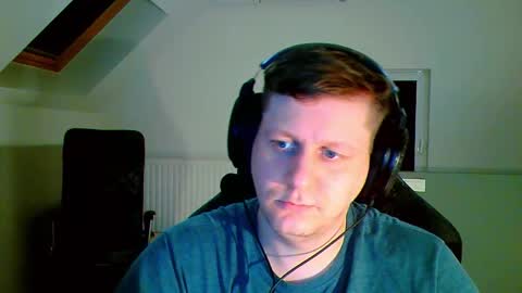 French fries online show from November 17, 2025, 5:19 pm