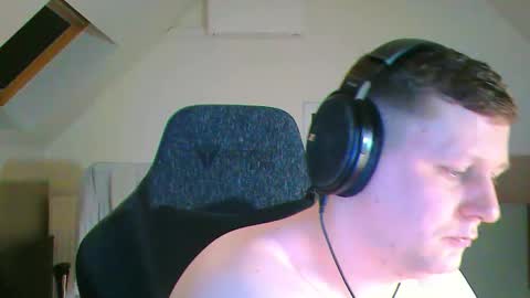 Snapshot of frenchfrieswithmayo chatting on February 23, 2026, 7:00 pm French fries online show from February 23, 2026, 7:00 pm