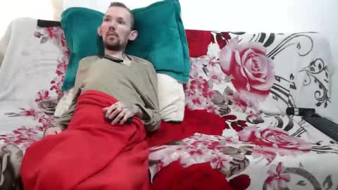 Snapshot of frenchroulette chatting on March 13, 2026, 9:43 pm Thomas y Sophia online show from March 13, 2026, 9:43 pm