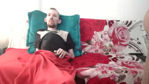 Snapshot of frenchroulette chatting on March 15, 2026, 8:37 pm Thomas y Sophia online show from March 15, 2026, 8:37 pm