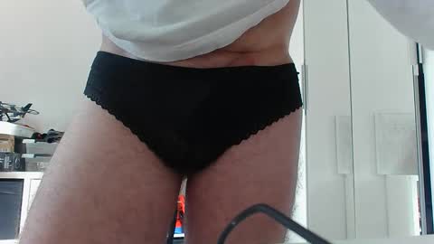 Snapshot of frenchshakaponk chatting on March 12, 2026, 11:27 am FrenchoSoleil online show from March 12, 2026, 11:27 am