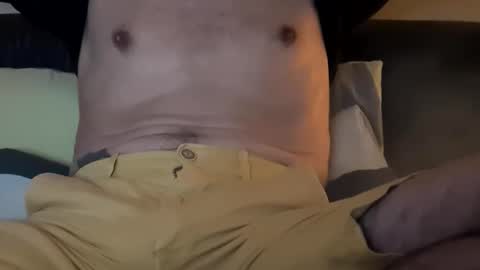 Snapshot of frenchymontreal chatting on November 14, 2025, 9:13 pm frenchymontreal online show from November 14, 2025, 9:13 pm