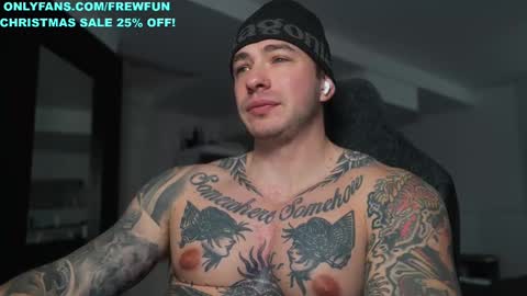 Snapshot of frewfun chatting on November 23, 2025, 7:46 pm cameron online show from November 23, 2025, 7:46 pm