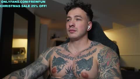 Snapshot of frewfun chatting on November 26, 2025, 9:16 pm cameron online show from November 26, 2025, 9:16 pm