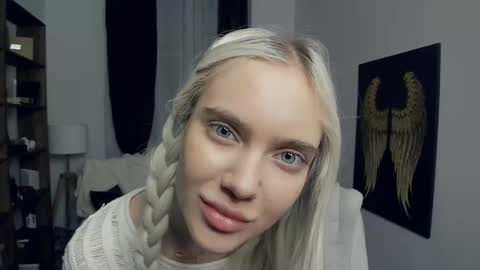 Snapshot of freya_ice_baby chatting on February 2, 2026, 7:12 pm Freya online show from February 2, 2026, 7:12 pm