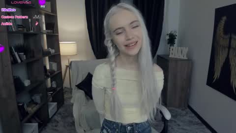 Snapshot of freya_ice_baby chatting on February 14, 2026, 7:21 pm Freya online show from February 14, 2026, 7:21 pm