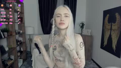 Snapshot of freya_ice_baby chatting on February 27, 2026, 6:41 pm Freya online show from February 27, 2026, 6:41 pm