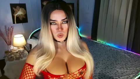 Miss Frea  online show from May 29, 2026, 12:19 am