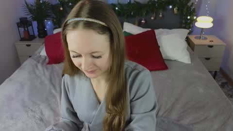 Snapshot of freya_nilsson chatting on December 28, 2024, 12:35 pm Freya online show from December 28, 2024, 12:35 pm
