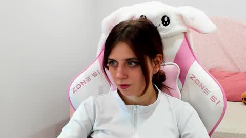 Snapshot of freyavey chatting on January 12, 2026, 5:34 am FreyaVey online show from January 12, 2026, 5:34 am