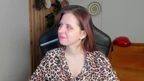 Snapshot of freyavey chatting on February 23, 2026, 5:27 am FreyaVey online show from February 23, 2026, 5:27 am