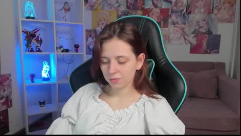 Snapshot of freyavey chatting on February 24, 2026, 5:38 am FreyaVey online show from February 24, 2026, 5:38 am