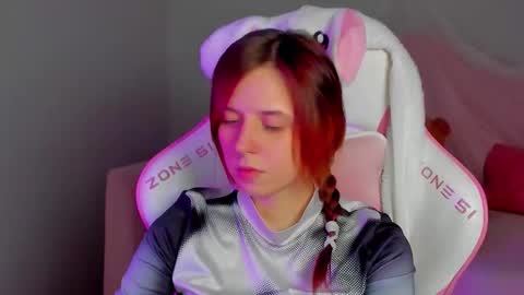 Snapshot of freyavey chatting on February 26, 2026, 5:28 am FreyaVey online show from February 26, 2026, 5:28 am