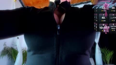 Snapshot of freydis18 chatting on February 18, 2026, 5:25 am aura online show from February 18, 2026, 5:25 am