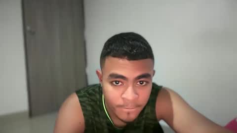 Snapshot of freyva_ chatting on January 27, 2025, 1:37 am freyva_ online show from January 27, 2025, 1:37 am