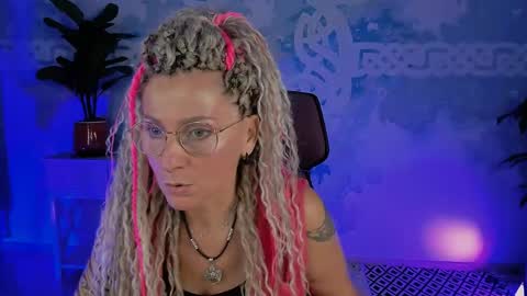 Frida Tander online show from May 24, 2026, 5:12 am