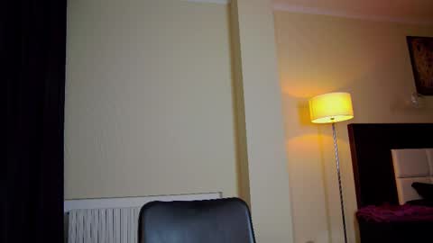 Viktor online show from March 12, 2025, 2:52 am