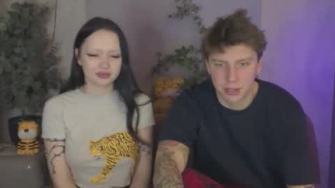 Snapshot of friend_zone_ chatting on March 12, 2026, 6:25 pm friend_zone_ online show from March 12, 2026, 6:25 pm