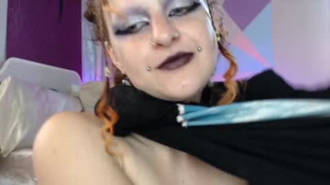 Snapshot of friskyflowers chatting on September 11, 2025, 5:57 pm cherry online show from September 11, 2025, 5:57 pm