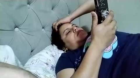 Frizzy girl online show from October 11, 2025, 3:39 am