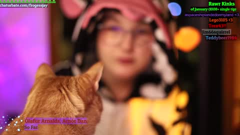 Snapshot of frogessjay chatting on January 6, 2025, 12:05 am Jaywise Frogfoot online show from January 6, 2025, 12:05 am