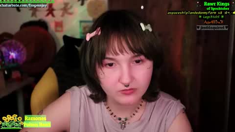 Snapshot of frogessjay chatting on October 23, 2025, 8:18 pm Jaywise Frogfoot online show from October 23, 2025, 8:18 pm