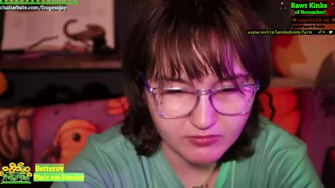 Snapshot of frogessjay chatting on November 7, 2025, 4:01 am Jaywise Frogfoot online show from November 7, 2025, 4:01 am