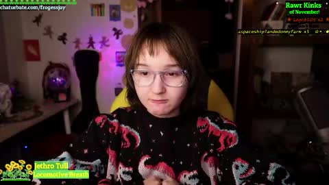 Snapshot of frogessjay chatting on November 16, 2025, 9:09 pm Jaywise Frogfoot online show from November 16, 2025, 9:09 pm