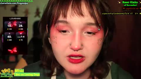 Snapshot of frogessjay chatting on November 25, 2025, 9:26 pm Jaywise Frogfoot online show from November 25, 2025, 9:26 pm